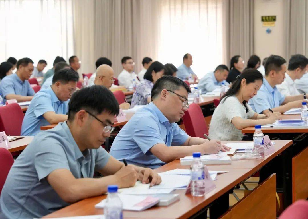 農(nóng)業(yè)農(nóng)村部召開全國種業(yè)振興推進會:農(nóng)業(yè)農(nóng)村
